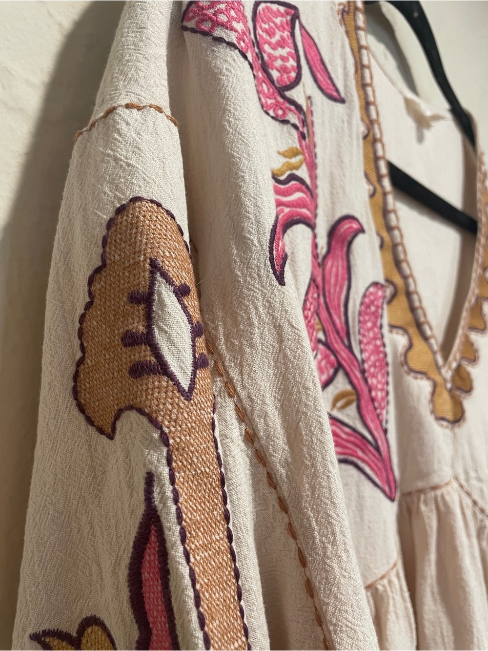 EASEL Boho Embroidered V-Neck Women’s Tunic Dress in Cream Apricot and Pink Larg - Picture 3 of 12